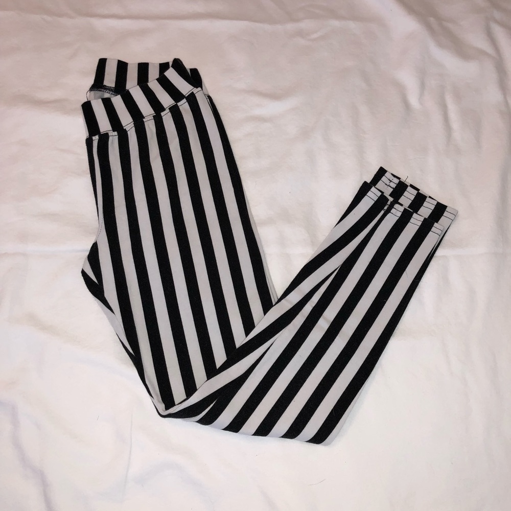 Girls Striped Leggings